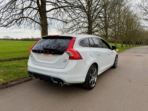 Volvo V60 T6 Se Awd 3.0 5dr Estate Automatic Petrol - U2191
