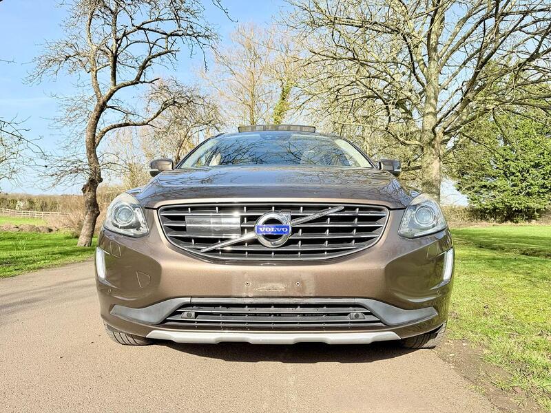 Volvo Xc60 D4 Se Estate 2.0 Automatic Diesel 2.0 5dr Estate Automatic Diesel - U2192