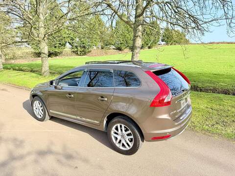 Volvo Xc60 D4 Se Estate 2.0 Automatic Diesel 2.0 5dr Estate Automatic Diesel - U2192