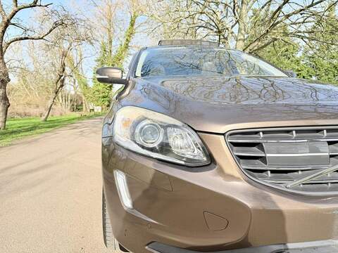 Volvo Xc60 D4 Se Estate 2.0 Automatic Diesel 2.0 5dr Estate Automatic Diesel - U2192