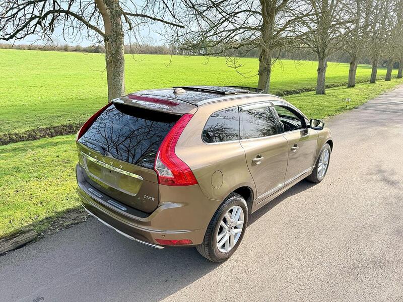 Volvo Xc60 D4 Se Estate 2.0 Automatic Diesel 2.0 5dr Estate Automatic Diesel - U2192
