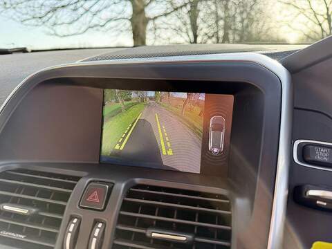 Volvo Xc60 D4 Se Estate 2.0 Automatic Diesel 2.0 5dr Estate Automatic Diesel - U2192