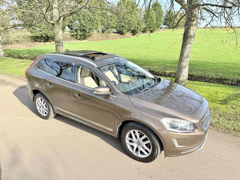 Volvo Xc60 D4 Se Estate 2.0 Automatic Diesel 2.0 5dr Estate Automatic Diesel - U2192