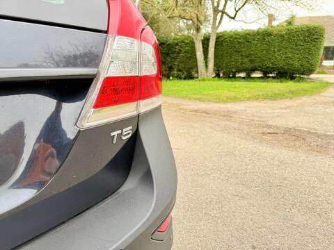 Volvo XC70 Xc70 Edition 2.0 5dr Estate Automatic - U2193