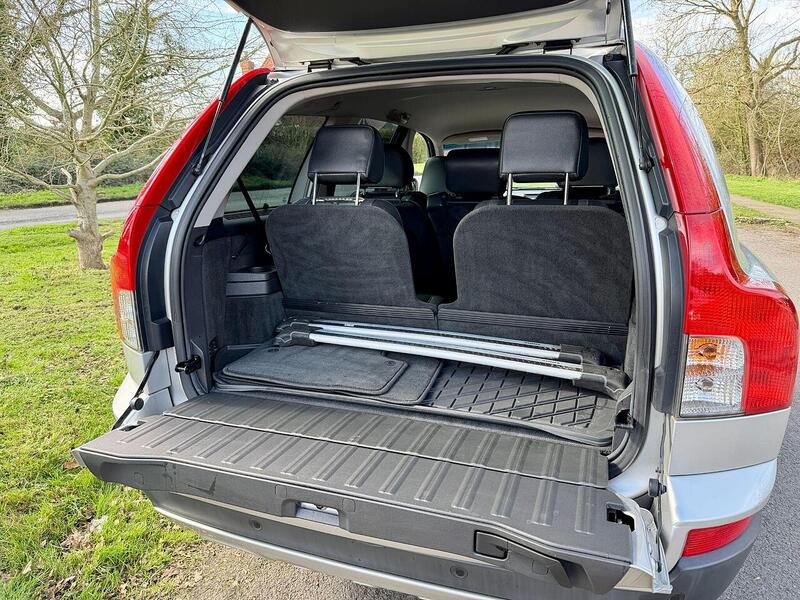 Volvo Xc90 3.2 Se Awd Estate Automatic Petrol 5dr - U2194
