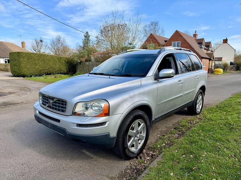 Volvo Xc90 Se Awd Estate 3.2 Automatic Petrol 3.2 5dr Estate Automatic Petrol - U2194