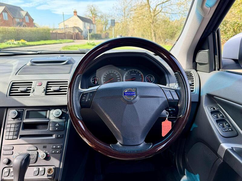 Volvo Xc90 3.2 Se Awd Estate Automatic Petrol 5dr - U2194