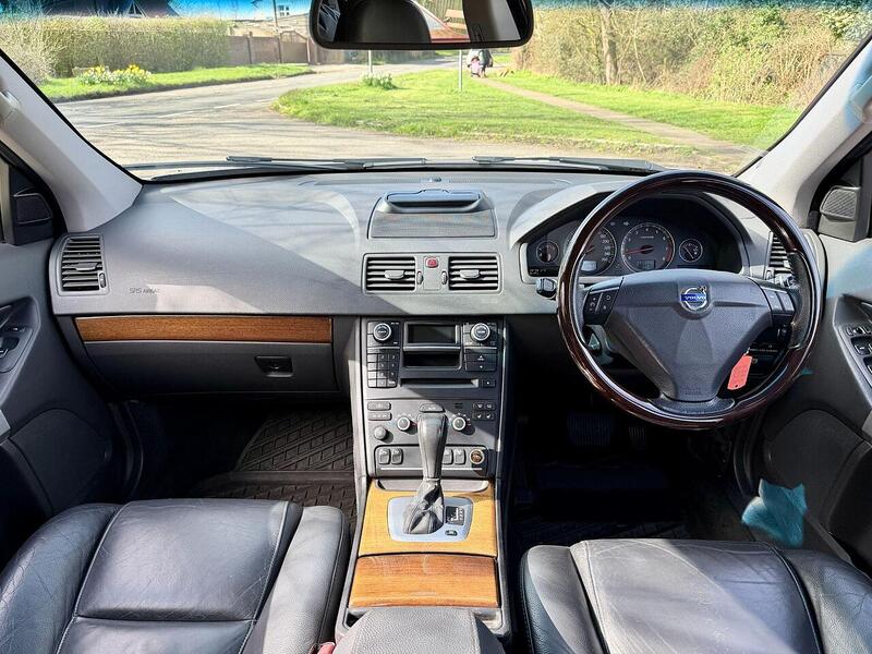 Volvo Xc90 3.2 Se Awd Estate Automatic Petrol 5dr - U2194