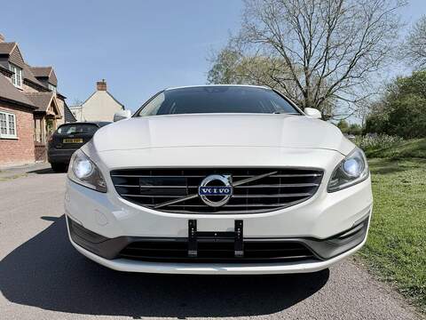 Volvo V60 T5 Se 2.0 5dr Estate Automatic Petrol - U2195