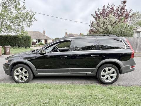 Volvo XC70 3.0 T6 SE Lux Estate 5dr Petrol Geartronic AWD Euro 5 (285 ps) - U2196