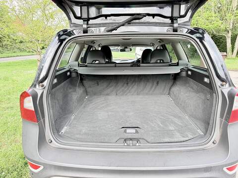 Volvo XC70 3.0 T6 SE Lux Estate 5dr Petrol Geartronic AWD Euro 5 (285 ps) - U2196