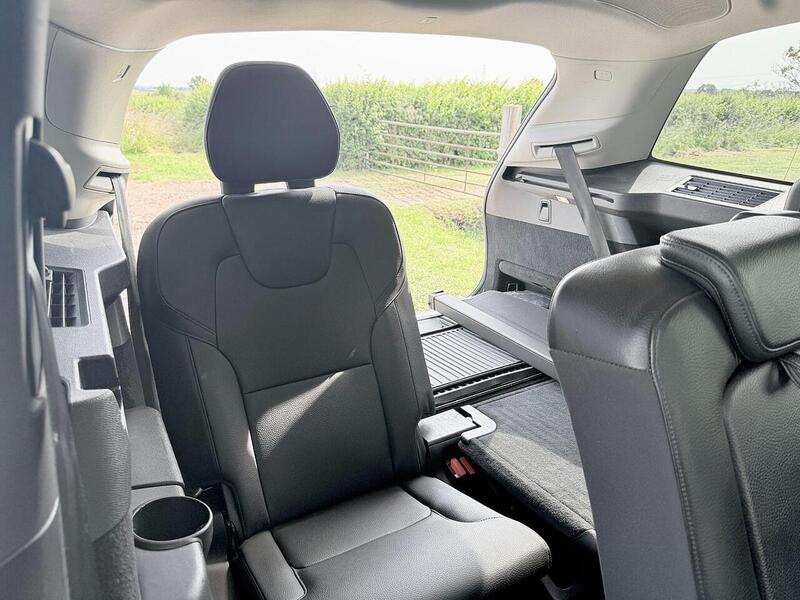 Volvo XC90 XC90 Momentum SUV 1 Automatic Diesel - U2198