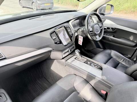 Volvo XC90 XC90 Momentum SUV 1 Automatic Diesel - U2198