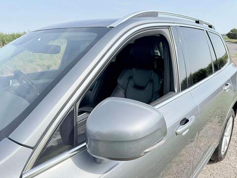 Volvo XC90 XC90 Momentum SUV 1 Automatic Diesel - U2198