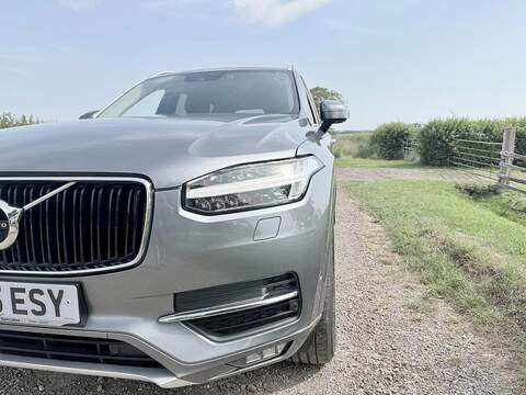 Volvo XC90 XC90 Momentum SUV 1 Automatic Diesel - U2198