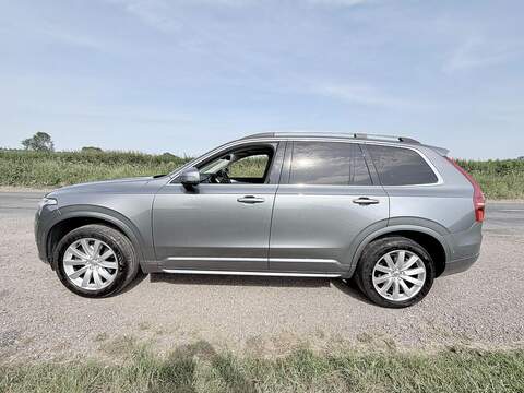 Volvo XC90 XC90 Momentum SUV 1 Automatic Diesel - U2198