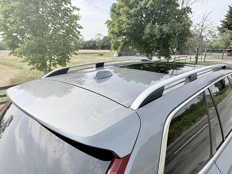 Volvo XC90 XC90 Momentum SUV 1 Automatic Diesel - U2198