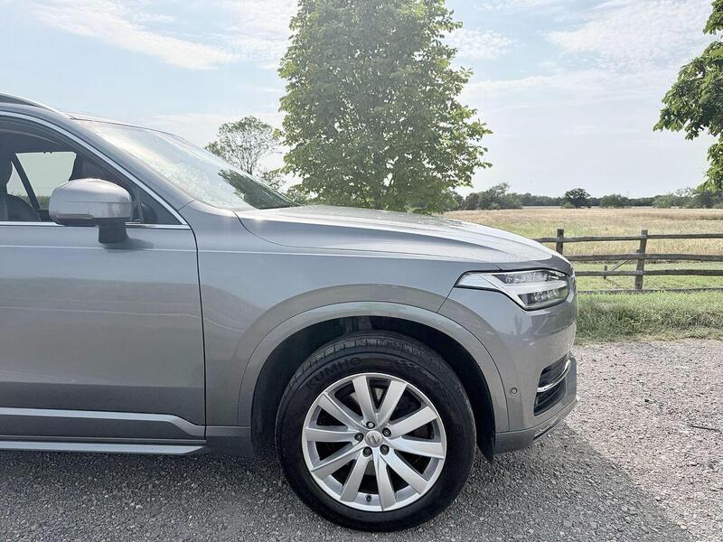 Volvo XC90 XC90 Momentum SUV 1 Automatic Diesel - U2198