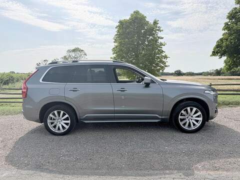 Volvo XC90 XC90 Momentum SUV 1 Automatic Diesel - U2198