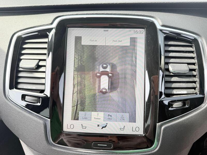 Volvo XC90 XC90 Momentum SUV 1 Automatic Diesel - U2198