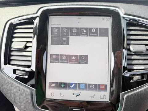 Volvo XC90 XC90 Momentum SUV 1 Automatic Diesel - U2198