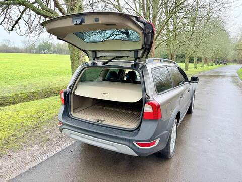 Volvo XC70 3.2 SE Estate 5dr Petrol Geartronic AWD Euro 4 (238 ps) - U2199