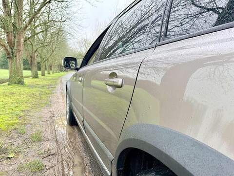 Volvo XC70 3.2 SE Estate 5dr Petrol Geartronic AWD Euro 4 (238 ps) - U2199
