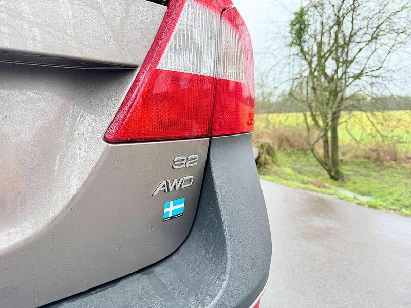 Volvo XC70 3.2 SE Estate 5dr Petrol Geartronic AWD Euro 4 (238 ps) - U2199