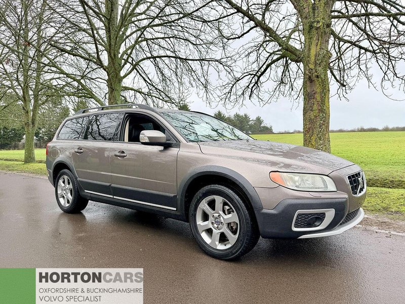 Volvo XC70 3.2 SE Estate 5dr Petrol Geartronic AWD Euro 4 (238 ps) - U2199