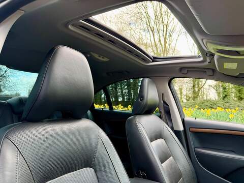 Volvo S80 3.0 T6 SE Lux Saloon 4dr Petrol Geartronic AWD Euro 5 (304 ps) - U2200