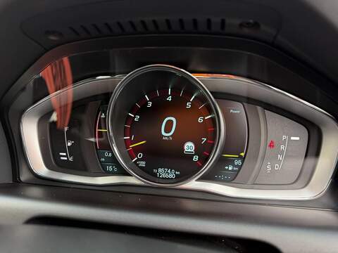 Volvo XC60 3.0 T6 R-Design Lux Nav SUV 5dr Petrol Geartronic AWD Euro 5 (304 ps) - U2201