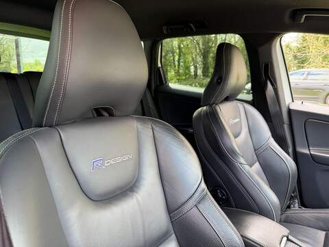 Volvo XC60 3.0 T6 R-Design Lux Nav SUV 5dr Petrol Geartronic AWD Euro 5 (304 ps) - U2201