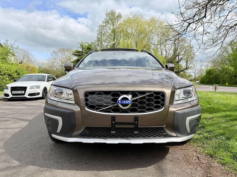 Volvo Xc70 T5 Premier Awd 2.5 5dr Estate Automatic Petrol - U2204