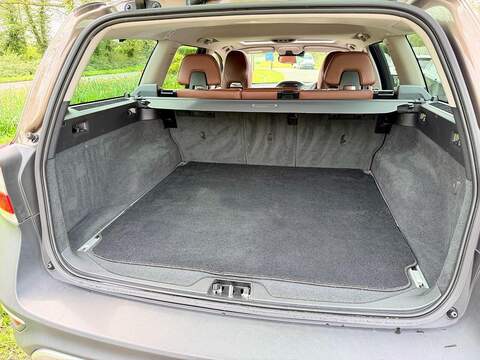 Volvo Xc70 T5 Premier Awd 2.5 5dr Estate Automatic Petrol - U2204