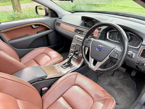 Volvo Xc70 T5 Premier Awd 2.5 5dr Estate Automatic Petrol - U2204