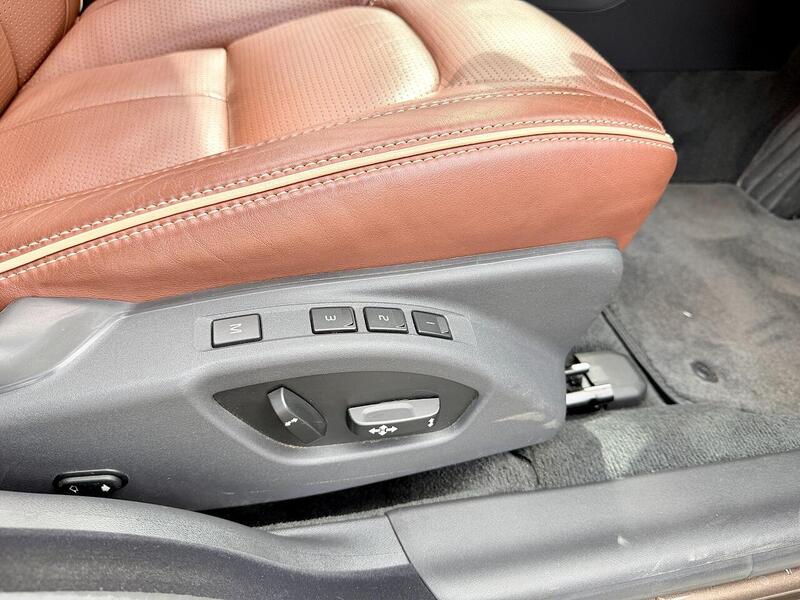 Volvo Xc70 T5 Premier Awd 2.5 5dr Estate Automatic Petrol - U2204