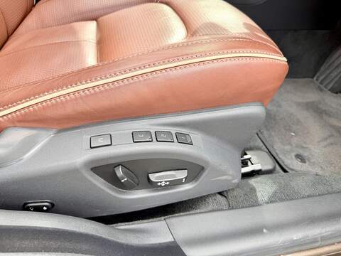 Volvo Xc70 T5 Premier Awd 2.5 5dr Estate Automatic Petrol - U2204