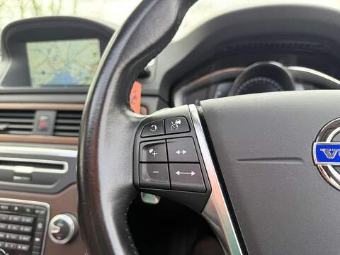 Volvo Xc70 T5 Premier Awd 2.5 5dr Estate Automatic Petrol - U2204