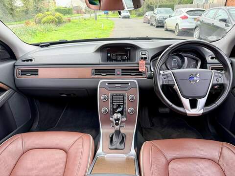 Volvo Xc70 T5 Premier Awd 2.5 5dr Estate Automatic Petrol - U2204