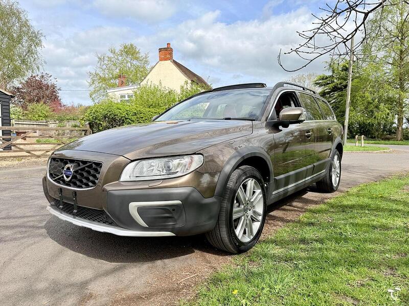 Volvo Xc70 T5 Premier Awd 2.5 5dr Estate Automatic Petrol - U2204