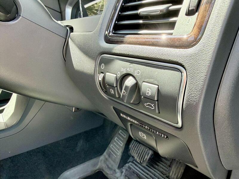 Volvo Xc70 T5 Premier Awd Estate 2.5 Automatic Petrol - U2205