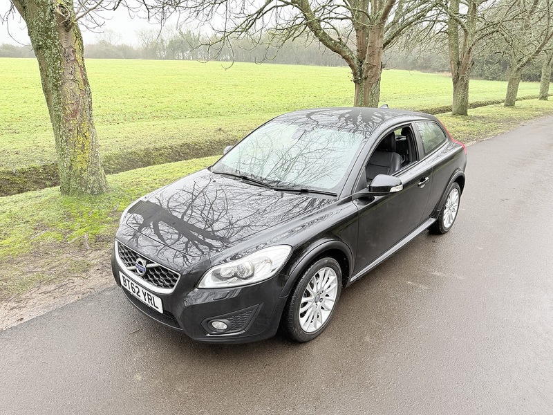 Volvo C30 2.0 SE Lux Sports Coupe 3dr Petrol Manual Euro 5 (145 ps) - U2206