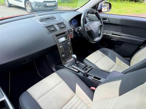 Volvo V50 R-design 2.0 5dr Auto Petrol - U2211