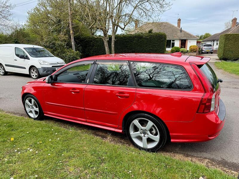 Volvo V50 R-design 2.0 5dr Auto Petrol - U2211