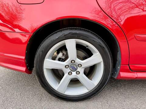 Volvo V50 R-design 2.0 5dr Auto Petrol - U2211