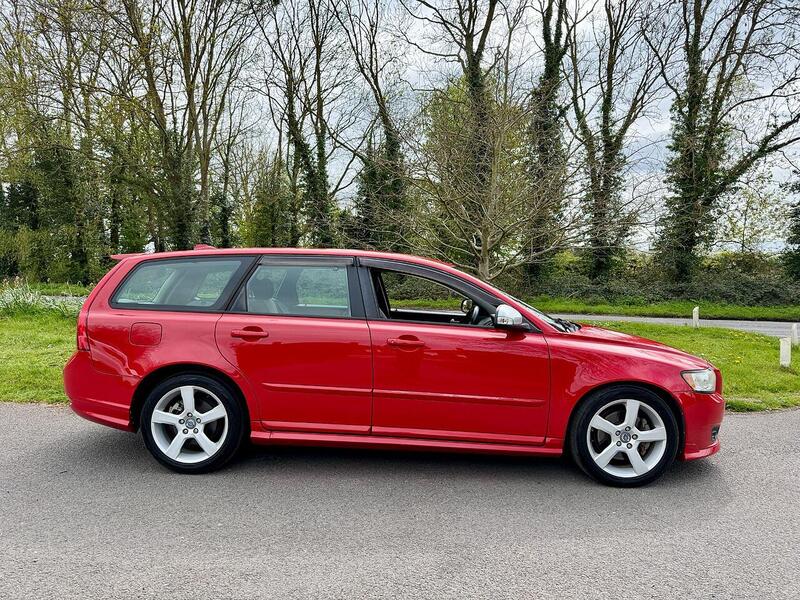 Volvo V50 R-design 2.0 5dr Auto Petrol - U2211