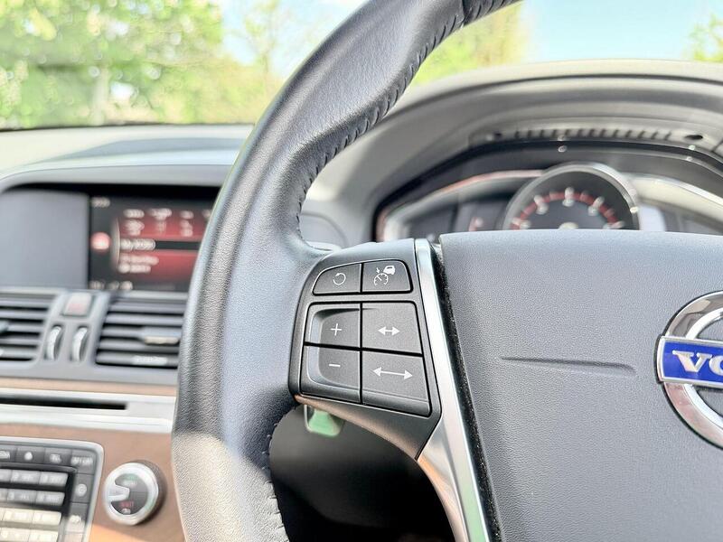 Volvo XC60 2.0 T5 Se Lux Nav AWD Petrol Auto - U2212
