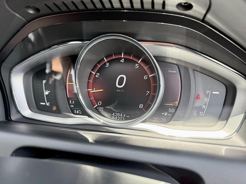 Volvo XC60 2.0 T5 Se Lux Nav AWD Petrol Auto - U2212