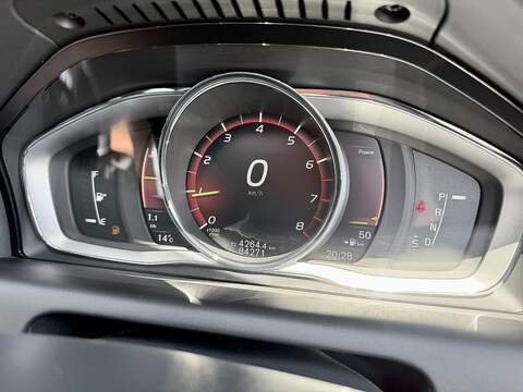 Volvo XC60 2.0 T5 Se Lux Nav AWD Petrol Auto - U2212