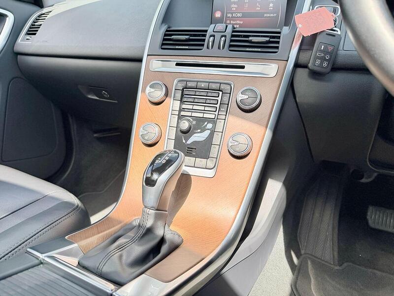 Volvo XC60 2.0 T5 Se Lux Nav AWD Petrol Auto - U2212